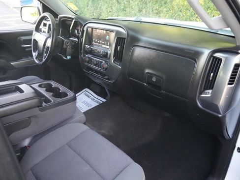 Used 2018 Chevrolet Silverado 1500 LT w/ All Star Edition image 17