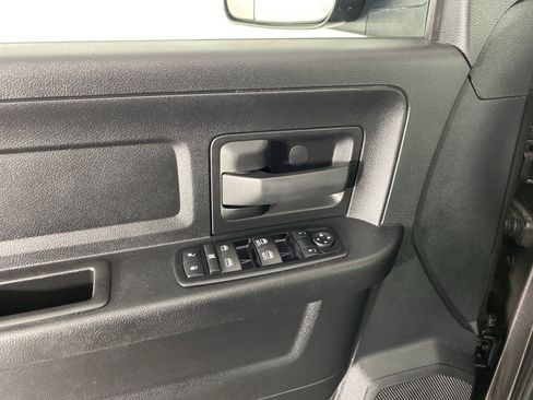 Used 2015 RAM 2500 Tradesman w/ Chrome Appearance Group AWD/4WD image 11