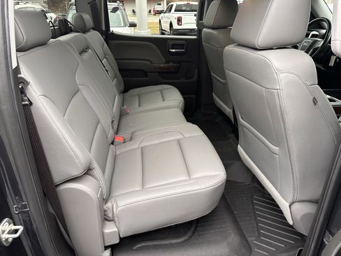 Used 2017 GMC Sierra 1500 SLT w/ SLT Premium Package image 16