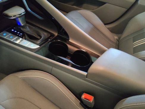 Used 2023 Hyundai Elantra SEL w/ Convenience Package FWD image 26