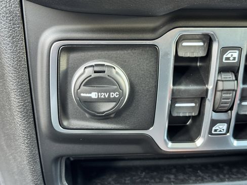 New 2025 Jeep Wrangler Sport S image 23