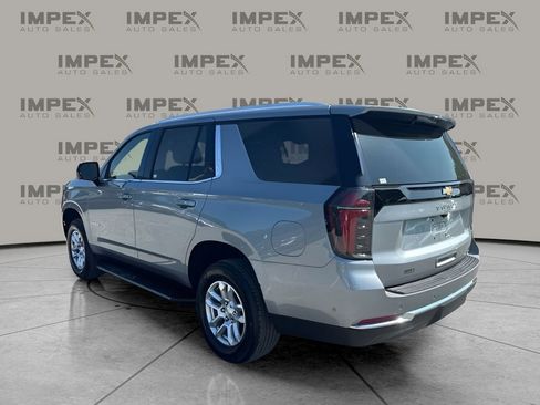 Used 2025 Chevrolet Tahoe LT AWD/4WD image 3