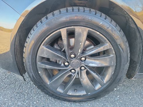 Used 2014 Buick Regal Premium image 12