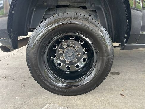Used 2024 RAM 3500 Limited w/ Night Edition AWD/4WD image 27