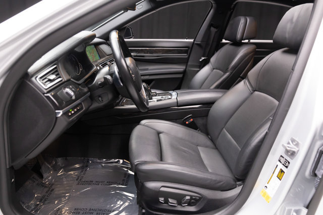 Used 2014 BMW 750i RWD image 50