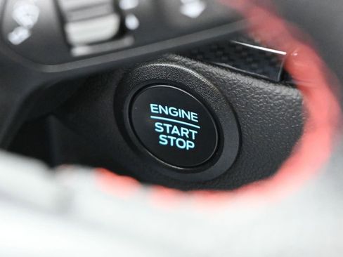 Used 2025 Ford Escape ST-Line image 20