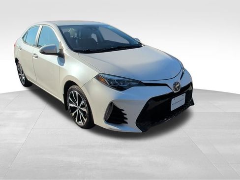 Used 2018 Toyota Corolla SE image 7