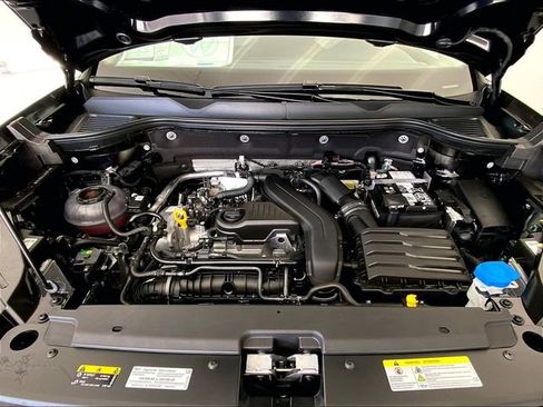 New 2026 Volkswagen Taos SEL AWD/4WD image 13