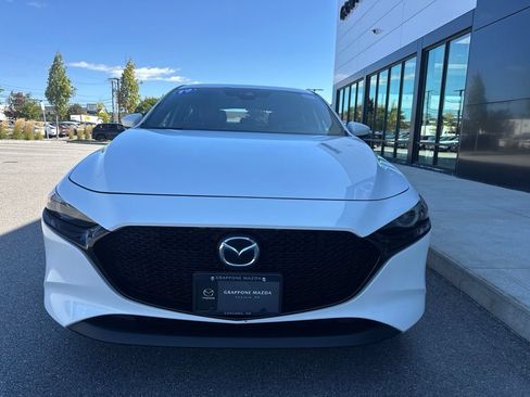 Used 2019 MAZDA MAZDA3 AWD Hatchback w/ Premium Pkg image 2