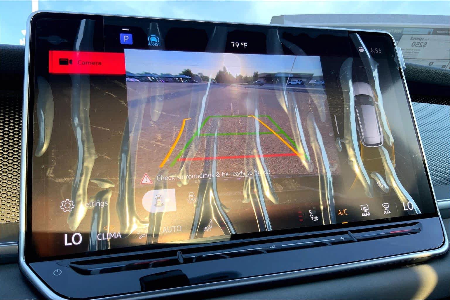 New 2026 Volkswagen Tiguan SE R-Line FWD image 16