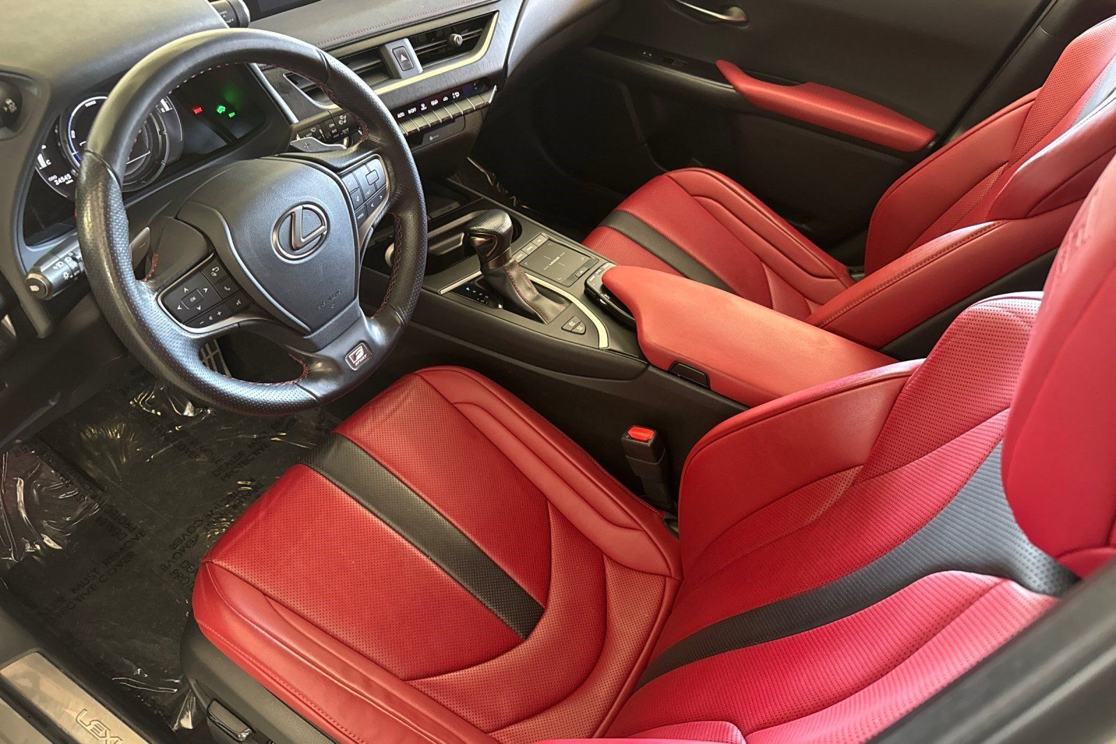 Used 2020 Lexus UX 250h F Sport w/ Accessory Package AWD/4WD image 4