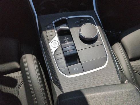 Used 2025 BMW 330i Sedan w/ M Sport Package RWD image 12