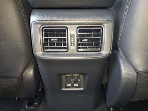 Used 2023 Toyota RAV4 XLE Premium image 13