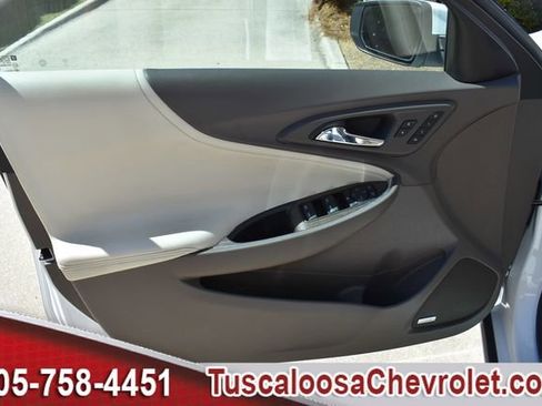 Used 2024 Chevrolet Malibu LT image 15