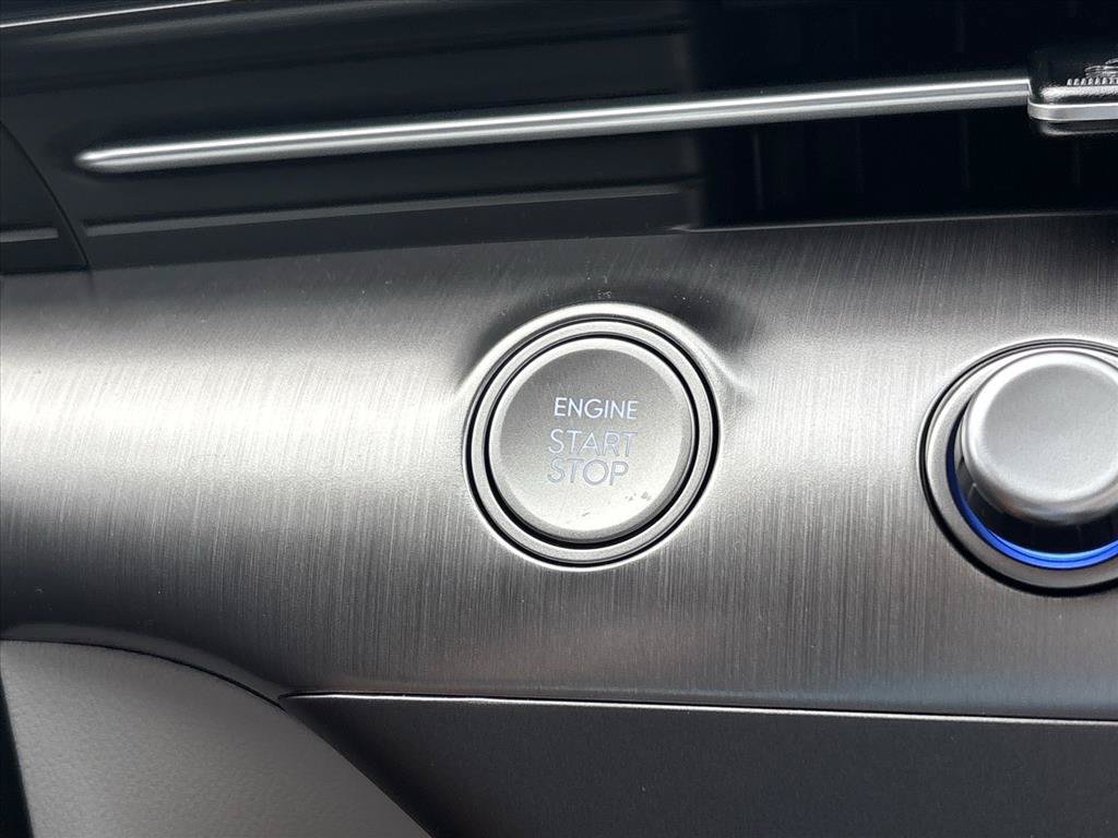 New 2027 Hyundai Kona SEL Sport AWD/4WD image 17