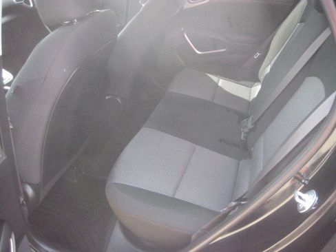 Used 2025 Kia Soul LX w/ LX Technology Package FWD image 26
