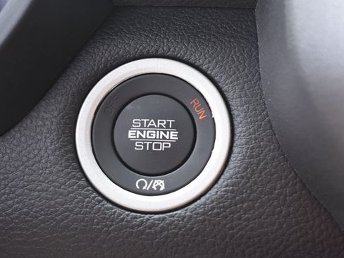 Used 2025 RAM 1500 Big Horn AWD/4WD image 29