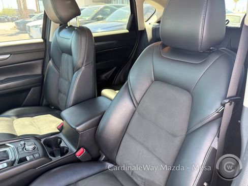Used 2020 MAZDA CX-5 Touring FWD image 12