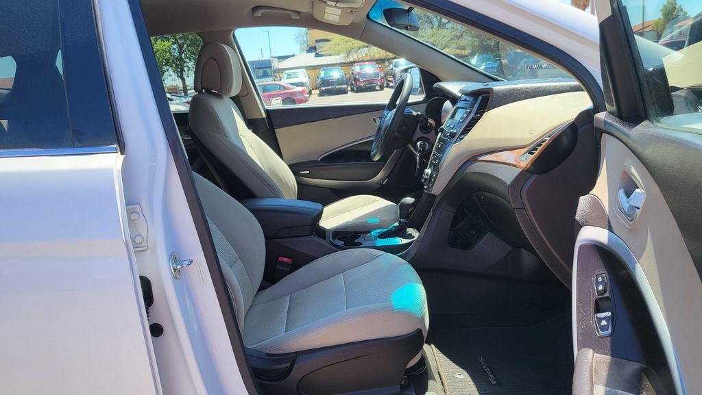 Used 2016 Hyundai Santa Fe Sport AWD/4WD image 18