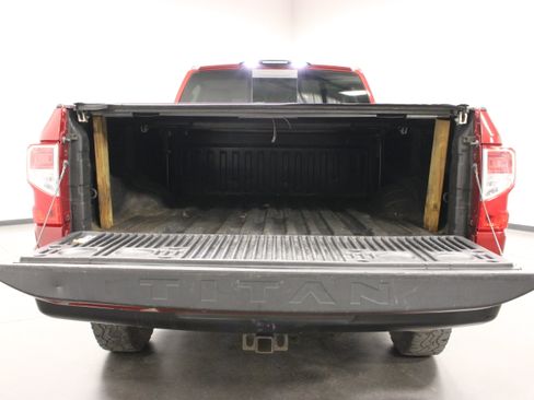 Used 2018 Nissan Titan S w/ S Utility Package AWD/4WD image 16