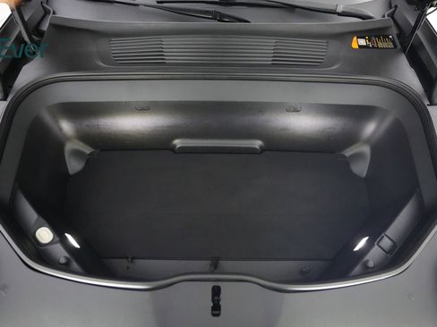 Used 2022 Rivian R1T Launch Edition image 27