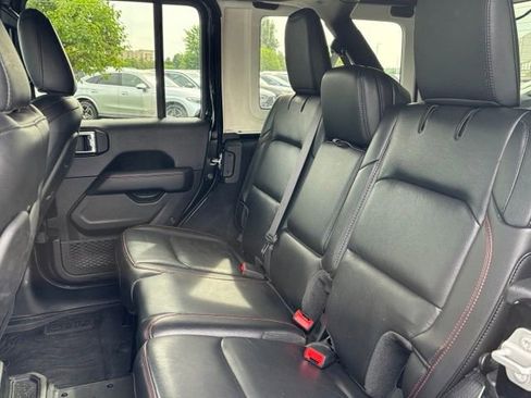 Used 2020 Jeep Wrangler Unlimited Rubicon AWD/4WD image 31