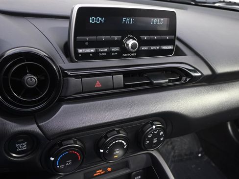 Used 2016 MAZDA MX-5 Miata Sport RWD image 29