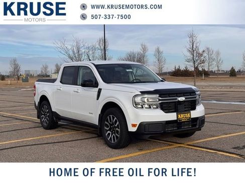 Used 2024 Ford Maverick Lariat image 1