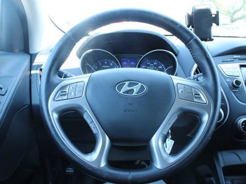 Used 2011 Hyundai Tucson GLS FWD image 20