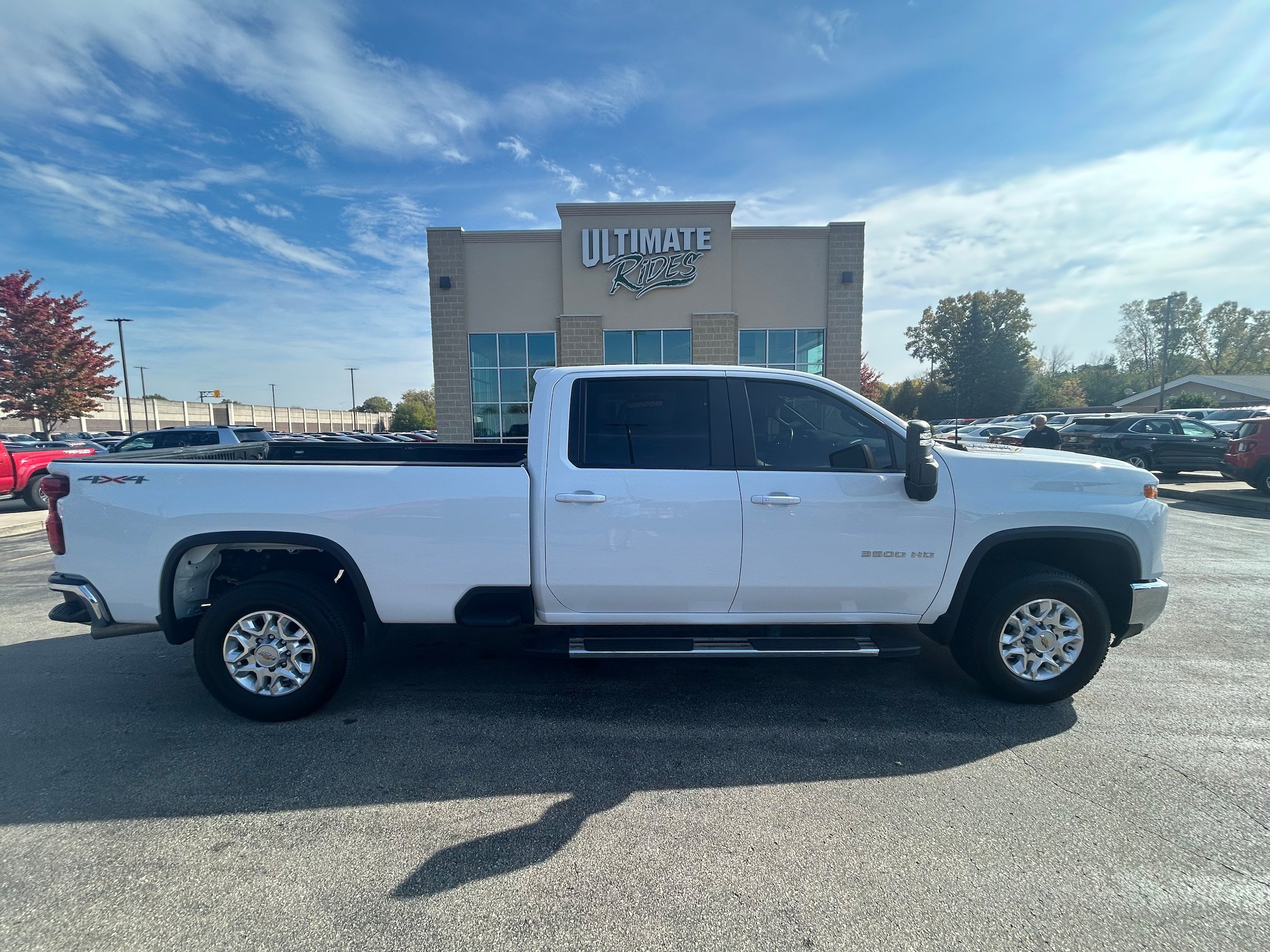 Used 2024 Chevrolet Silverado 3500 LT AWD/4WD image 1