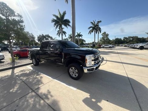 Certified 2025 Ford F250 XLT AWD/4WD image 2