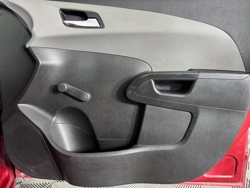 Used 2012 Chevrolet Sonic LS image 32