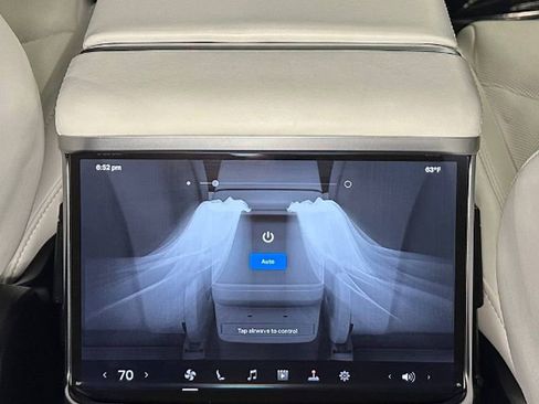 Used 2024 Tesla Model X Base image 35
