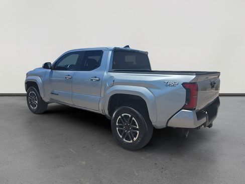Used 2024 Toyota Tacoma TRD Sport RWD image 3
