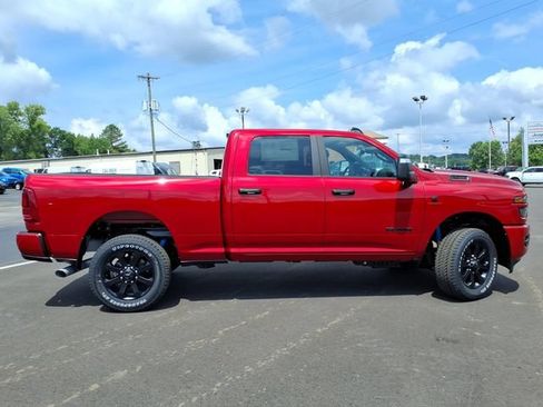 New 2026 RAM 2500 Big Horn AWD/4WD image 2