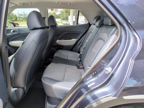 Used 2026 Hyundai Venue SEL FWD image 29