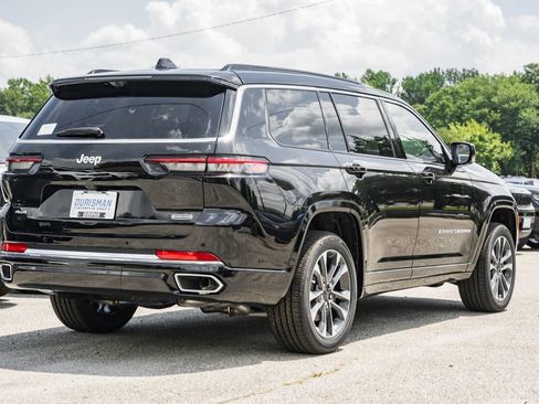 New 2025 Jeep Grand Cherokee L Overland w/ Advanced Protech Group III AWD/4WD image 4
