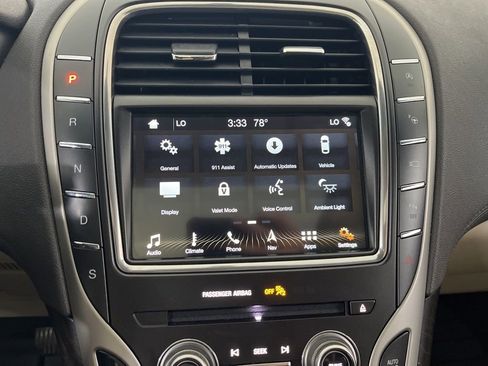 Used 2019 Lincoln Nautilus Reserve AWD/4WD image 68