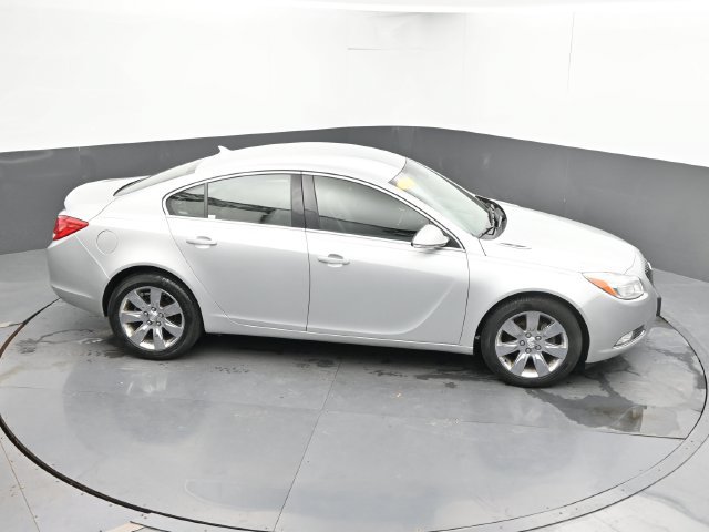 Used 2012 Buick Regal Leather FWD image 34