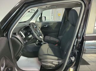 Used 2019 Jeep Renegade Latitude video 2