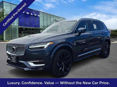 Certified 2023 Volvo XC90 B6 Plus AWD/4WD image 3
