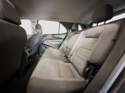 Used 2022 Chevrolet Equinox LT image 25
