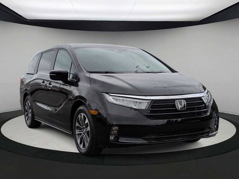 Used 2023 Honda Odyssey EX-L image 2