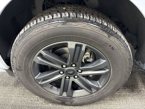 Used 2022 Ford F150 Lariat w/ Equipment Group 502A High image 10