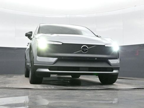 New 2026 Volvo EX30 Cross Country Ultra w/ Protection Package Premier AWD/4WD image 32