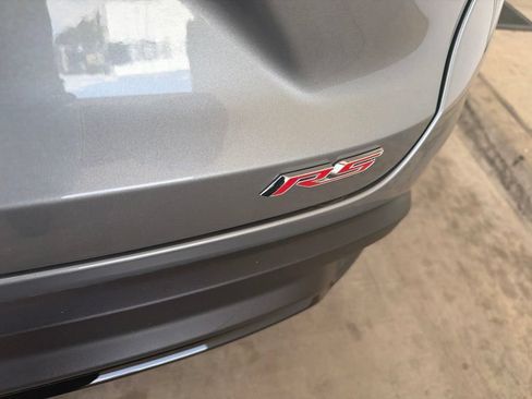 Used 2024 Chevrolet Trax RS w/ Sunroof Package FWD image 6