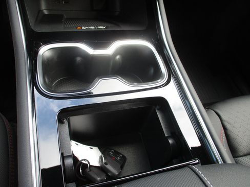 New 2026 Chevrolet Traverse RS w/ LPO, Floor Liner Package image 19