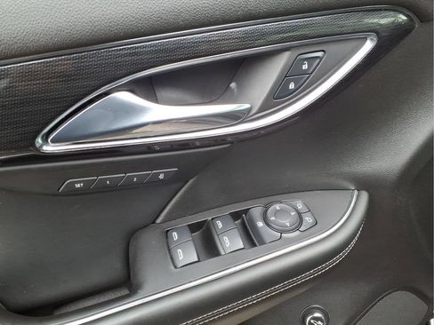 Used 2023 Buick Envision Essence FWD image 22