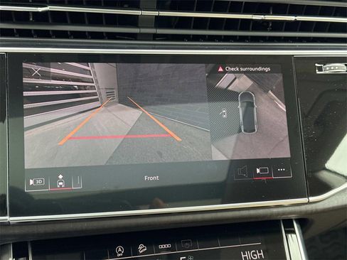 Used 2025 Audi Q8 Premium Plus image 22