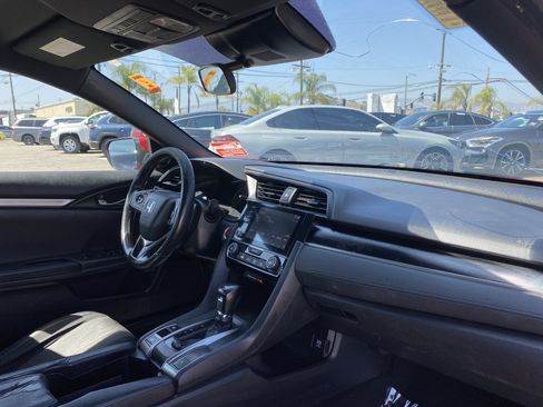 Used 2020 Honda Civic Sport image 25